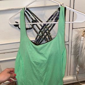 Lululemon energy tank